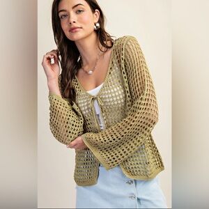 NWT Olive Open-Knit Bell Sleeve Cardigan Small